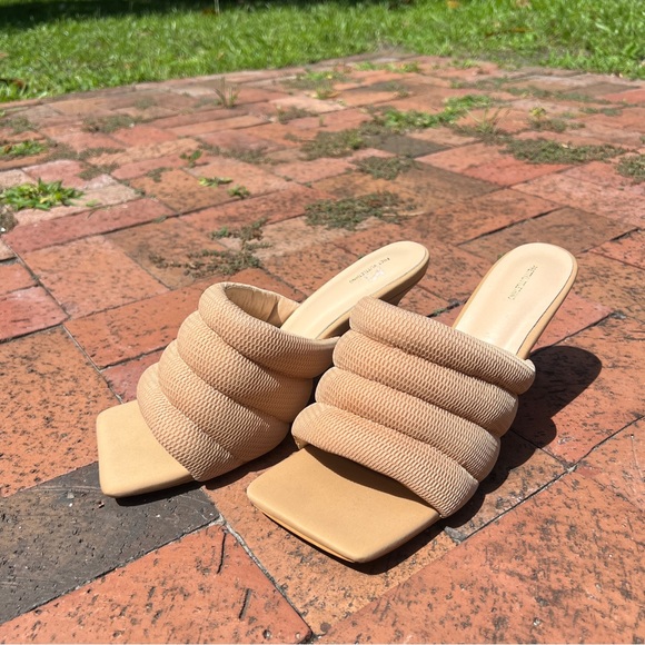 PrettyLittleThing Square-Toe Sandals - Picture 2 of 13